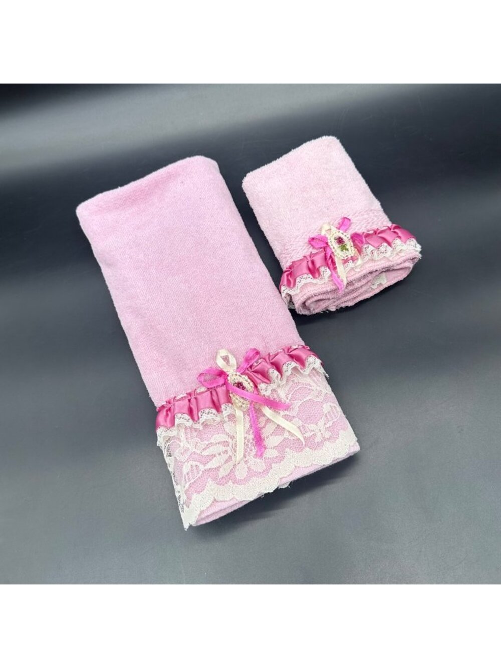 Vintage Pink Hand Towel Washcloth Set Lace Ribbon Romantic Granny Bathroom